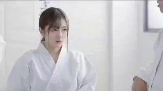 中年性感女人⭕❌❌性感大胸长发美女